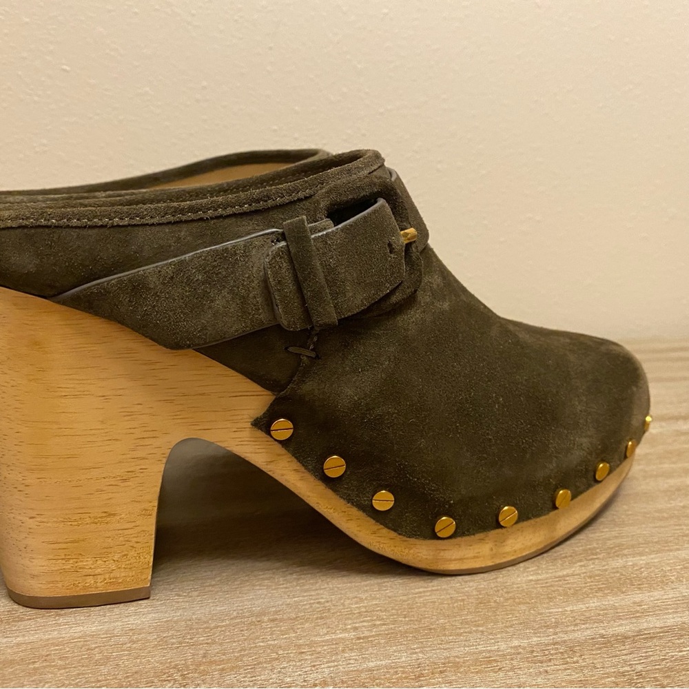 Veronica Beard Dacey Buckle Suede Clogs in Military (color) Women’s Size 11 - Picture 7 of 12